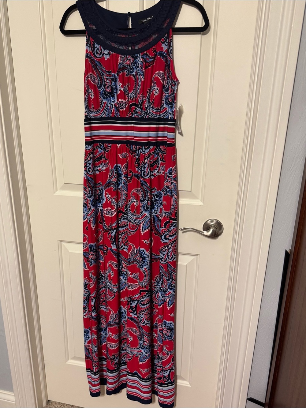 Dress Barn Roz and Ali Red Paisley Maxi Dress Sz Small Memorial Day - Picture 2 of 8
